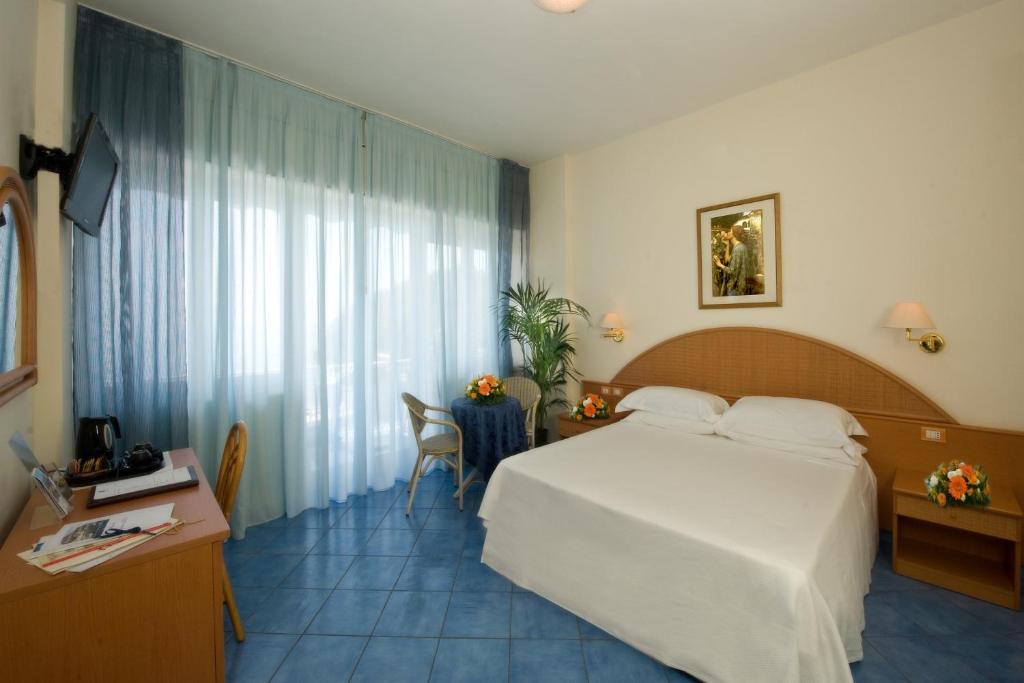Hotel Pensione Reale Maiori Oda fotoğraf