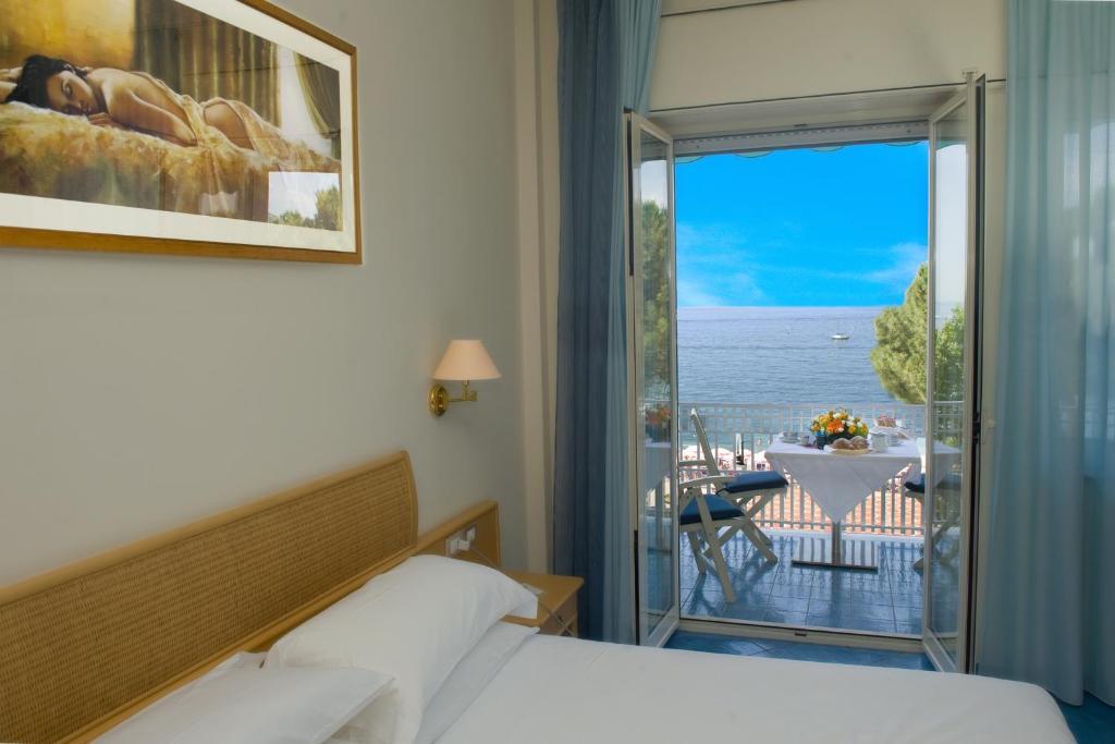 Hotel Pensione Reale Maiori Oda fotoğraf