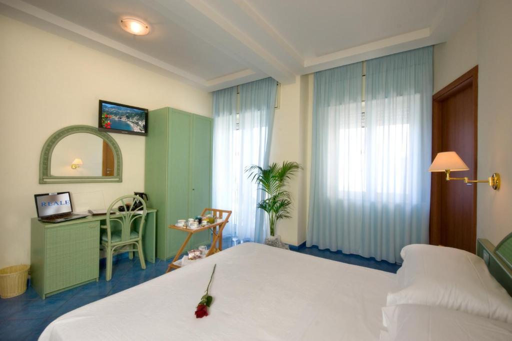 Hotel Pensione Reale Maiori Oda fotoğraf
