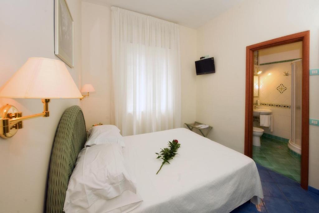 Hotel Pensione Reale Maiori Oda fotoğraf